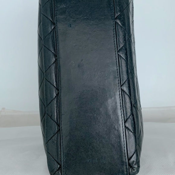 🌙Chanel Vintage Matelassé Bag - Picture 11 of 13